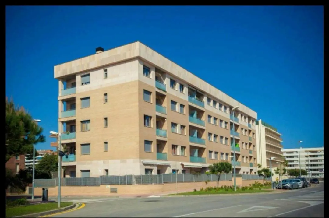 Seahomes Vacations, Beach&Pool, In Fenals Beach Lloret de Mar Apartment