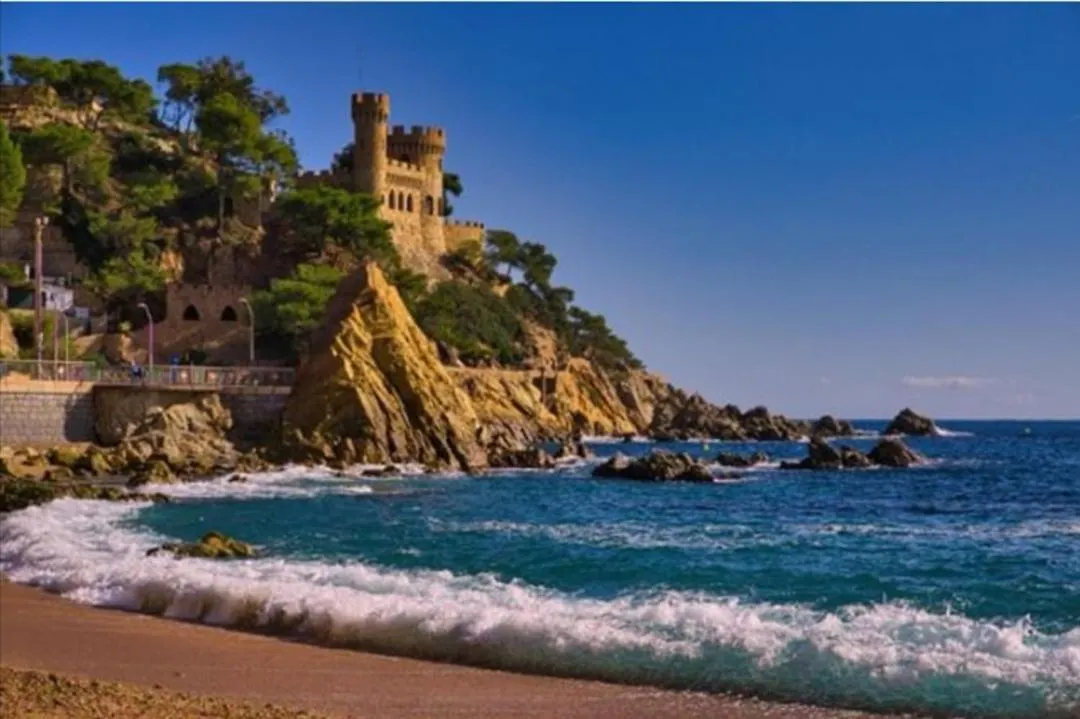Apartment Seahomes Vacations, Beach&Pool, In Fenals Beach Lloret de Mar